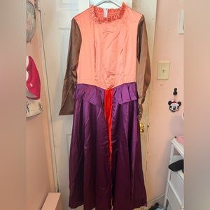 Never been wore Sarah Sanderson Sister cosplay costume.